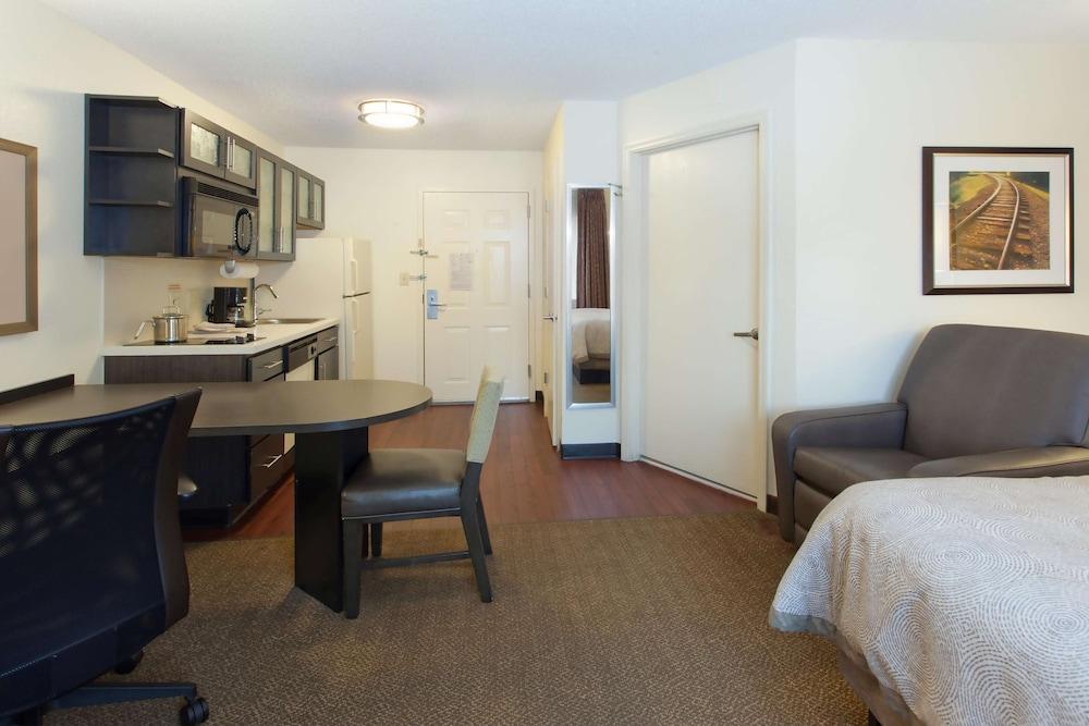 Sonesta Simply Suites Chicago Naperville Warrenville Buitenkant foto